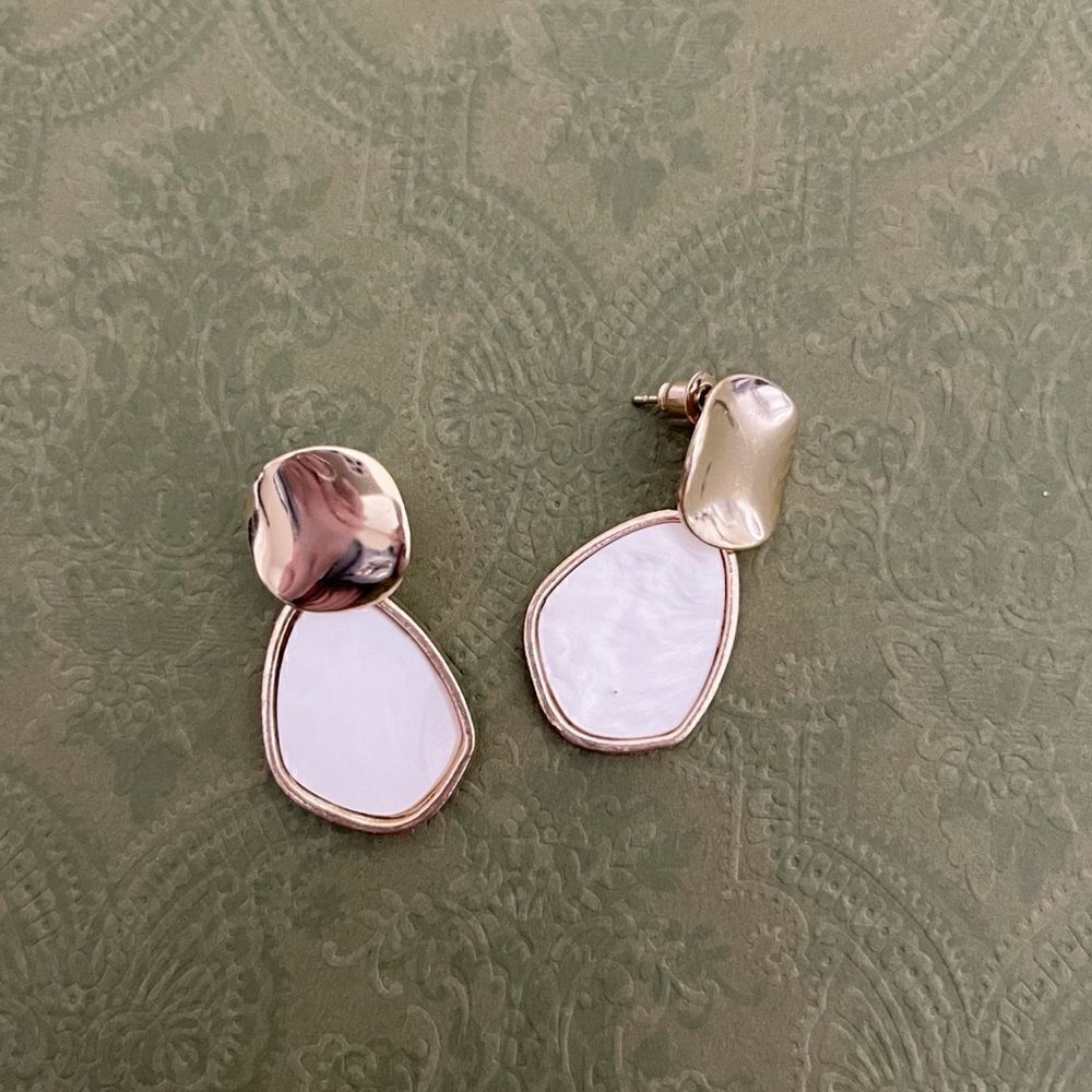 Fancy white marble earrings